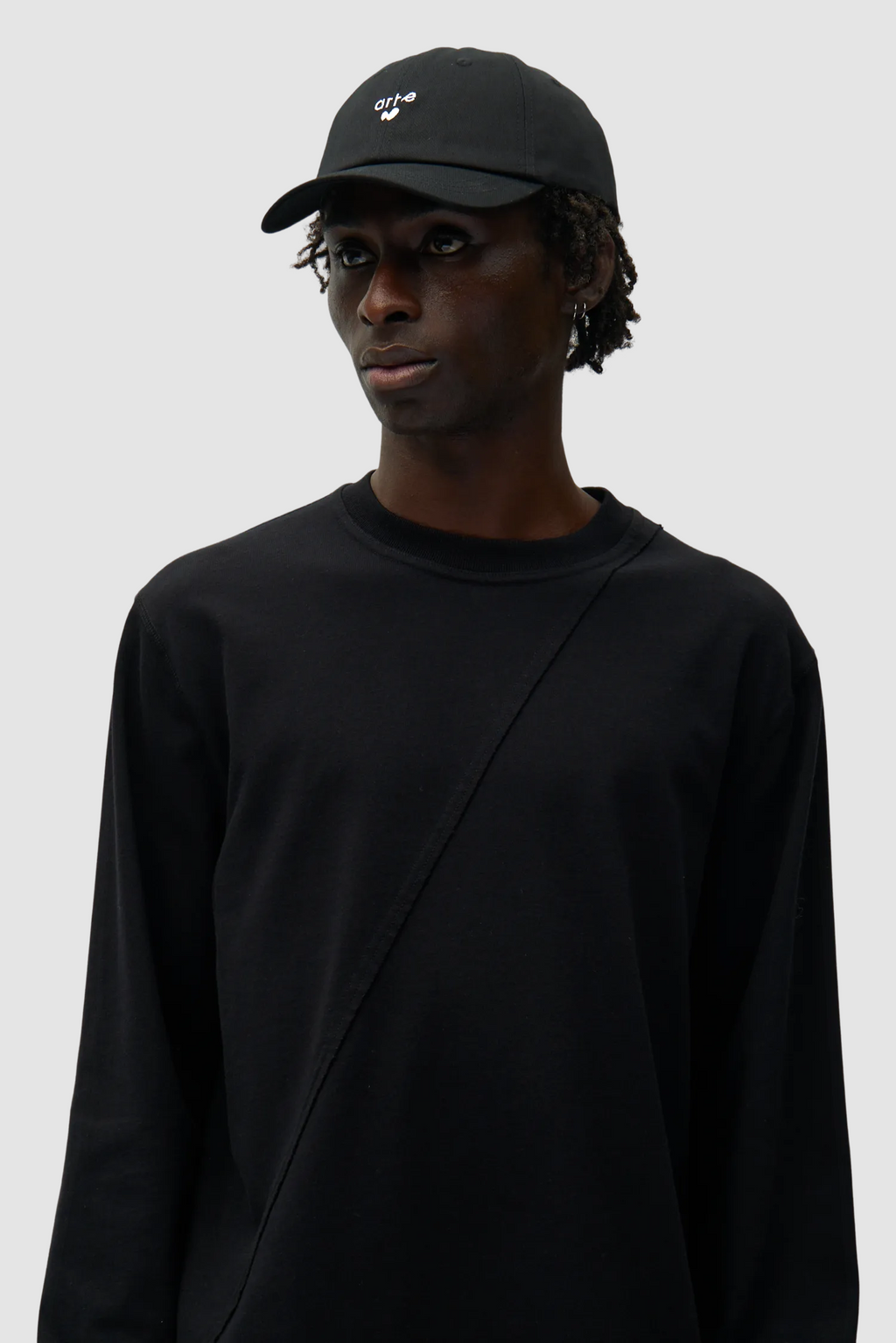 Casquette avec logo en forme de cœur - Noir