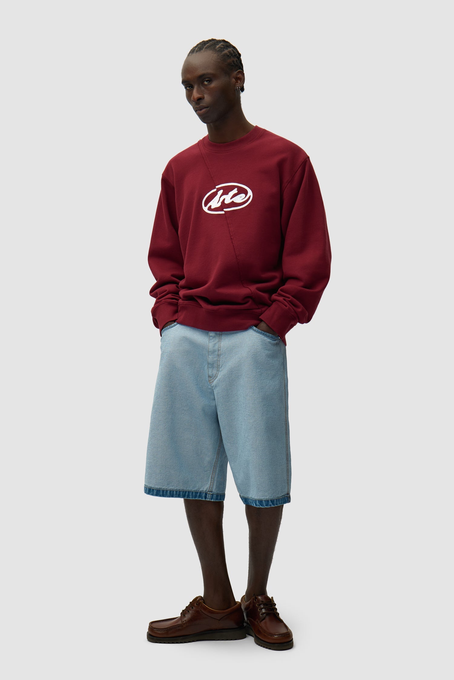 Pull brodé avec logo cercle - Bordeaux