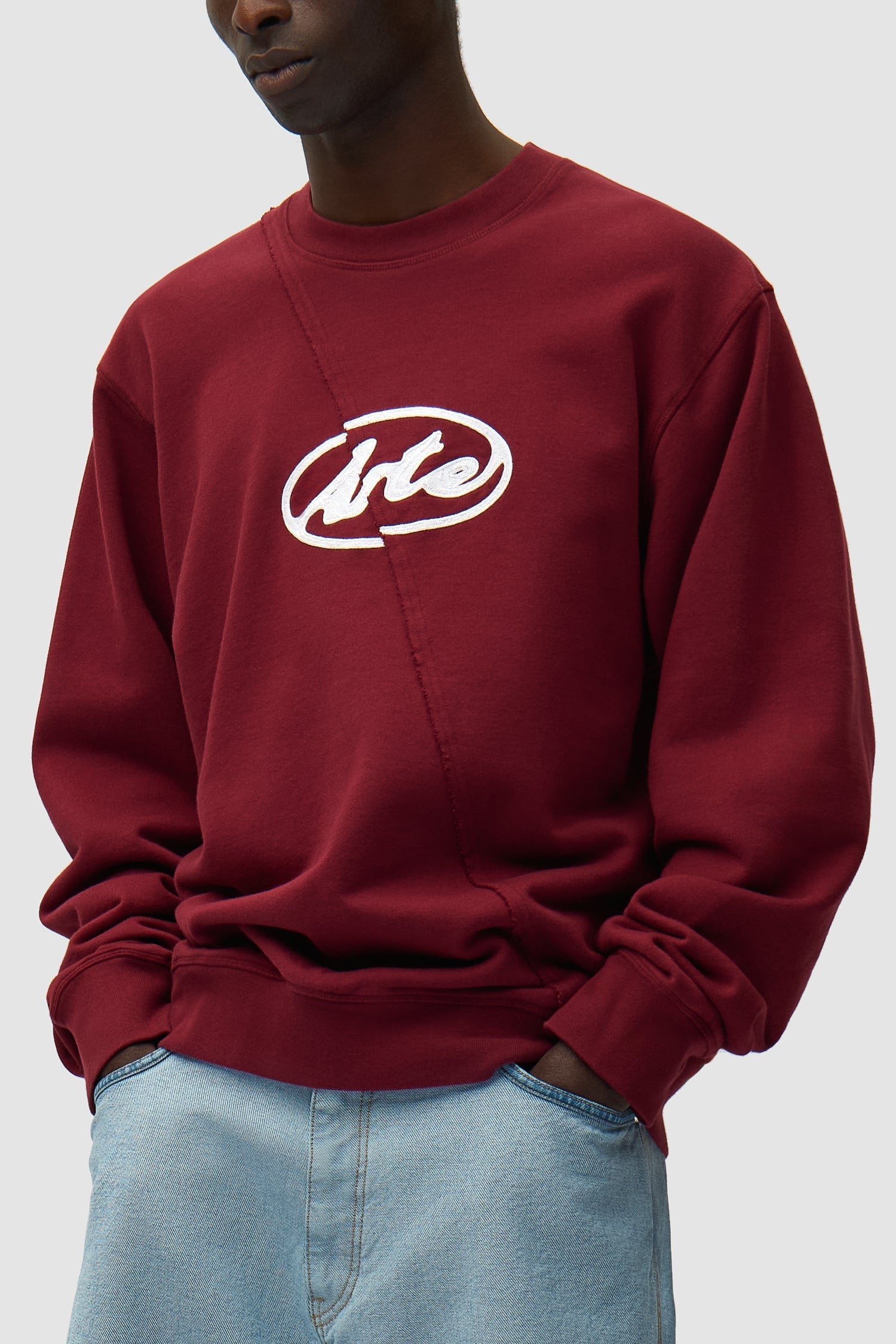 Pull brodé avec logo cercle - Bordeaux