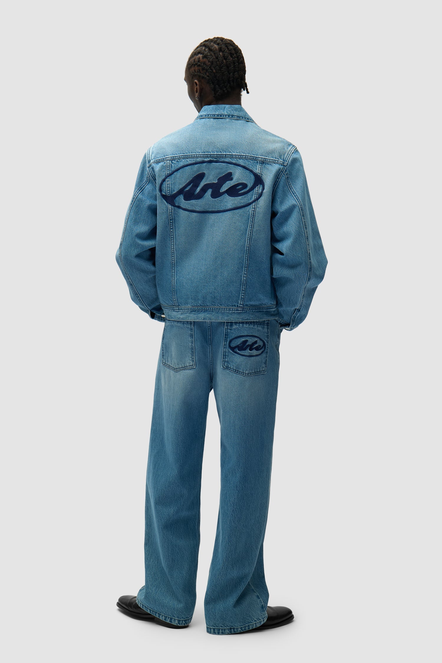 Veste en jean avec logo cercle - Denim Bleach