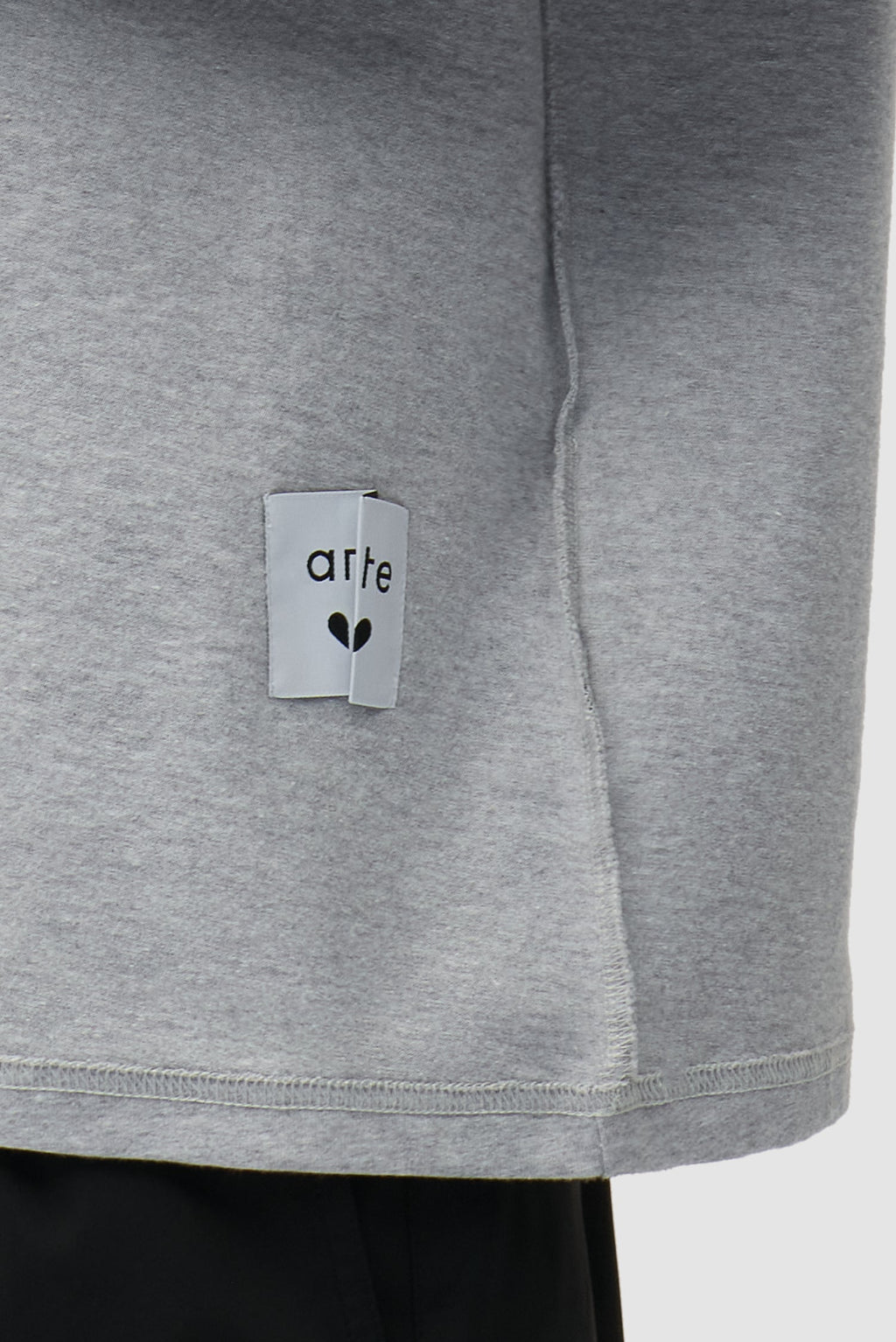 T-shirt à étiquette réversible - Gris